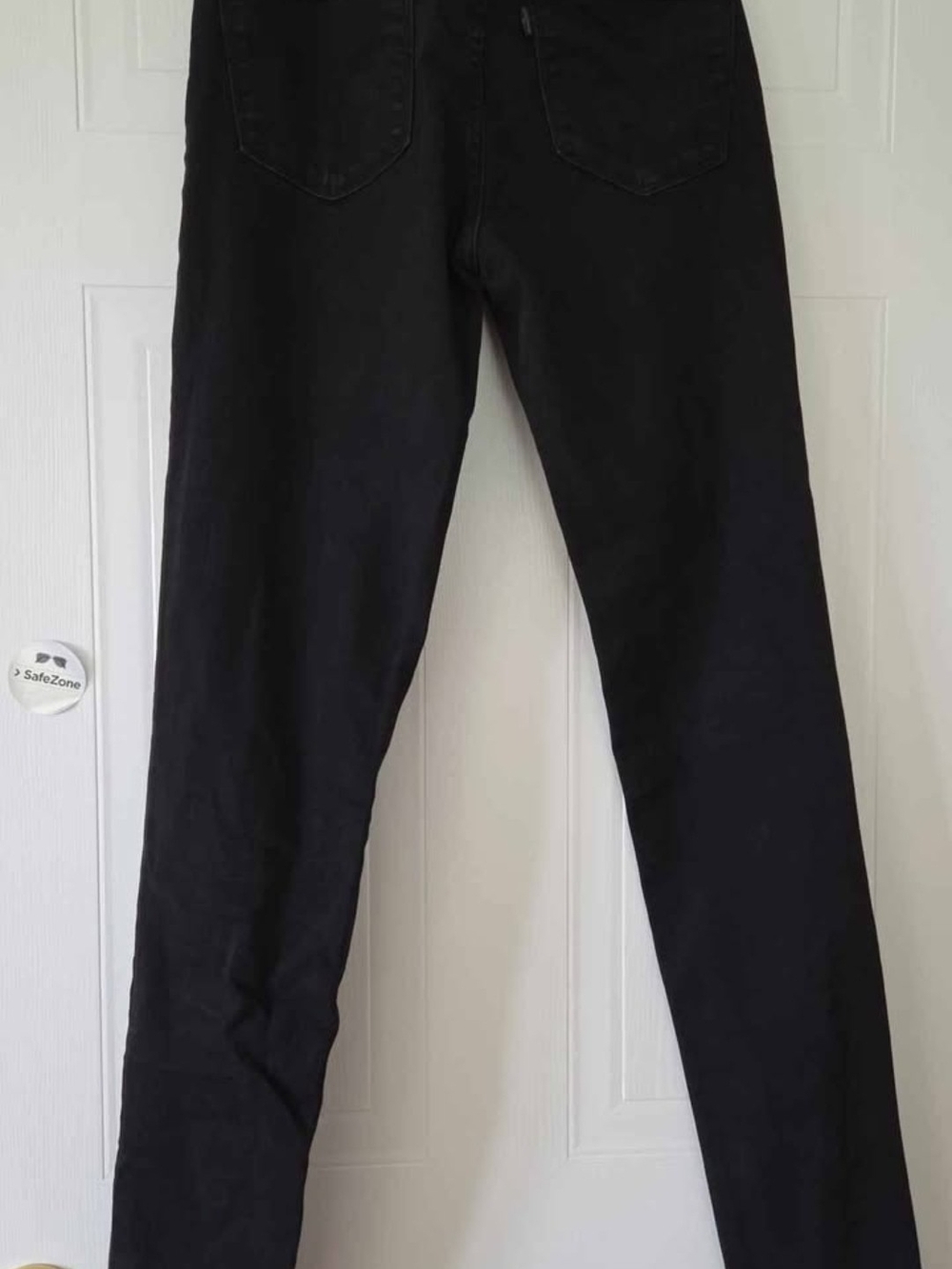 Levi's Women Skinny Jeans in Black